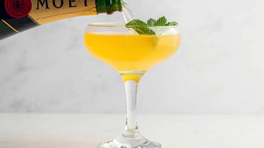 golden glamour cocktail