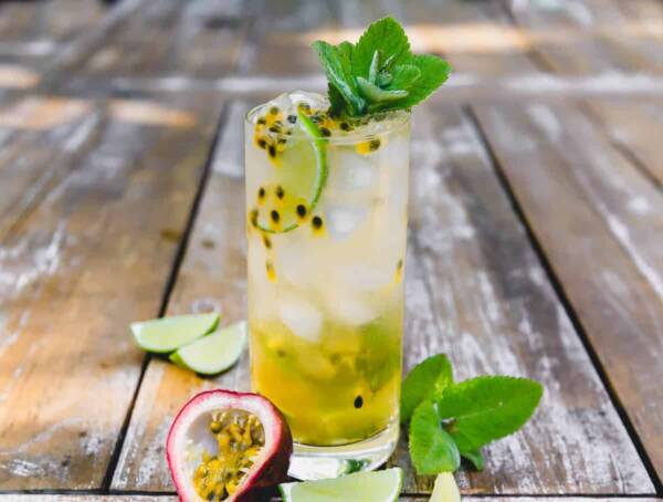 passion fruit mojito cocktail